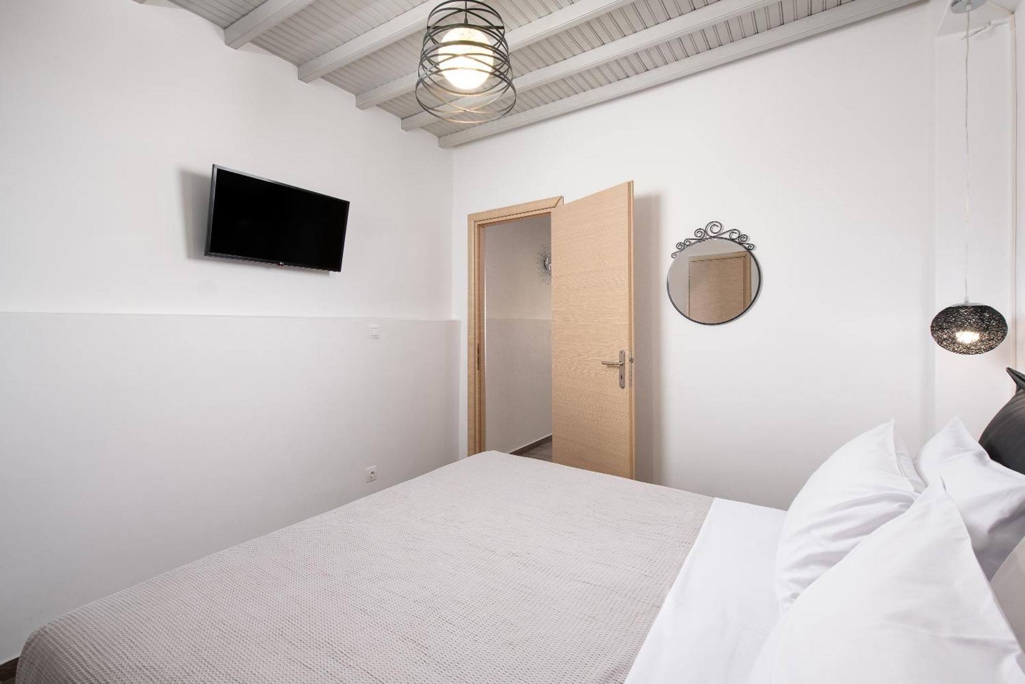 Hosting Moments Mykonos Town Apartment Bagian luar foto